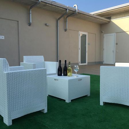 Terrazza Rooms Castrezatto Exterior photo