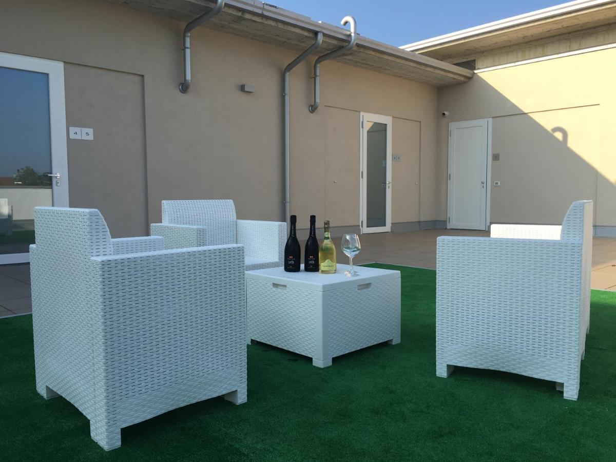 Terrazza Rooms Castrezatto Exterior photo