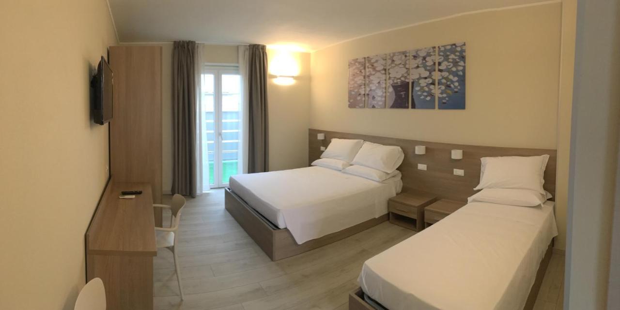Terrazza Rooms Castrezatto Exterior photo